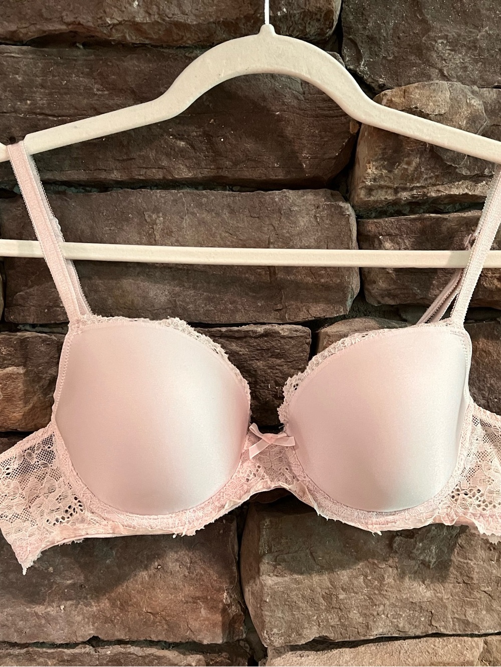 Victoria's Secret Dream Angels Bra Pale Lavender Lace Trim Sz 36B